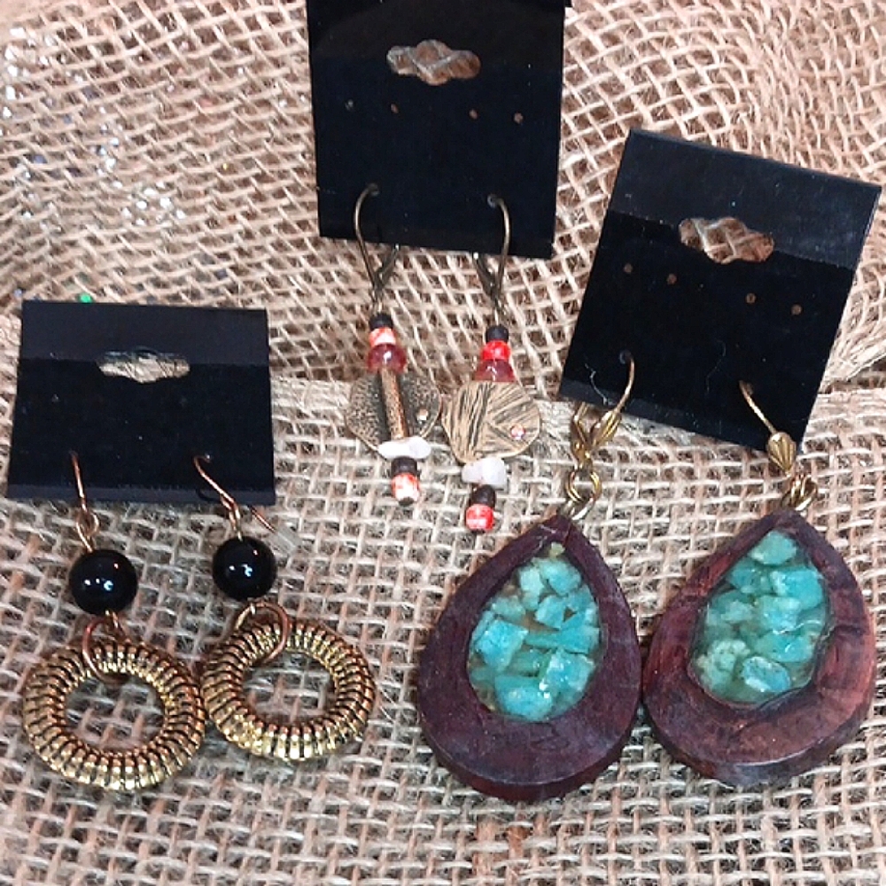 Set Of Three Dangling Earrings Set